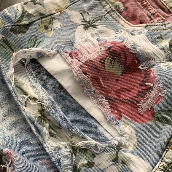 miss bonbon shorts - Picture 3 of 6